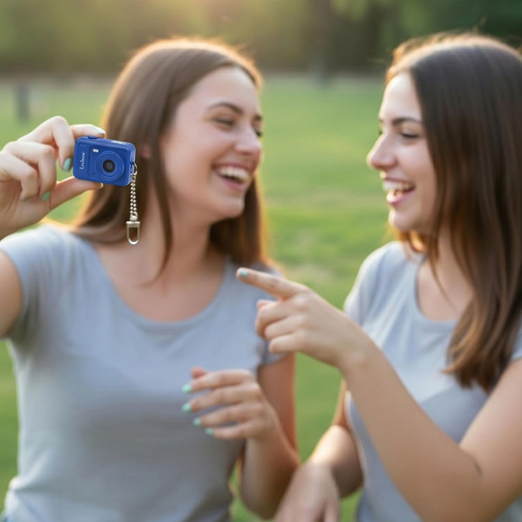 Εικόνα για Lexibook StarCam Mini Ψηφιακή Κάμερα Μπρελόκ Μπλε με Φλας & Εσωτερική Μνήμη DJKC76BL